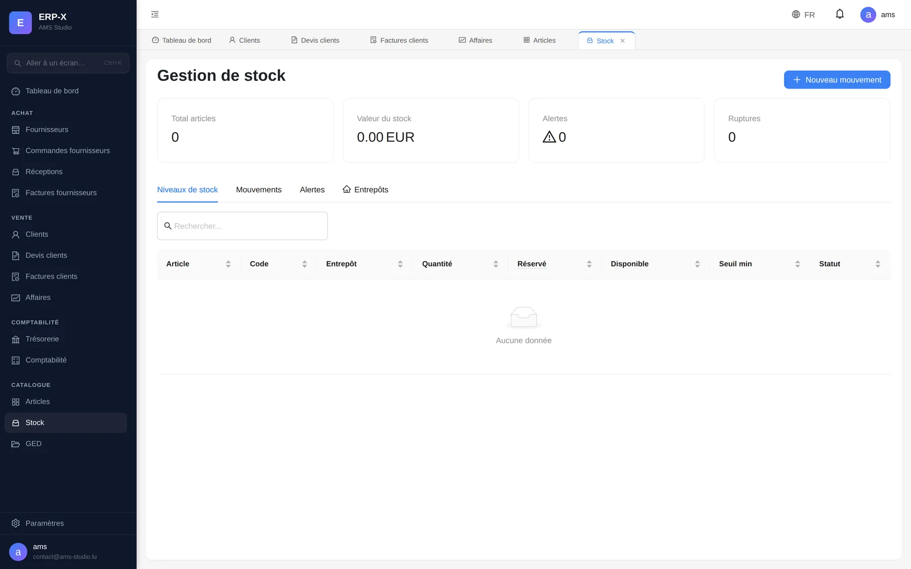 Écran de stock d'ERP-X : articles, entrepôt, quantités en stock et réservées, seuils.